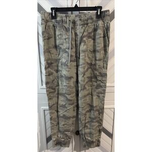 American‎ Eagle Women's Medium Green Camo Cargo Pant Drawstring Waist Jogger